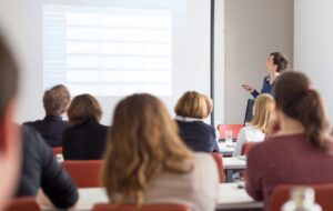 Shutterstock_Meeting_Cropped